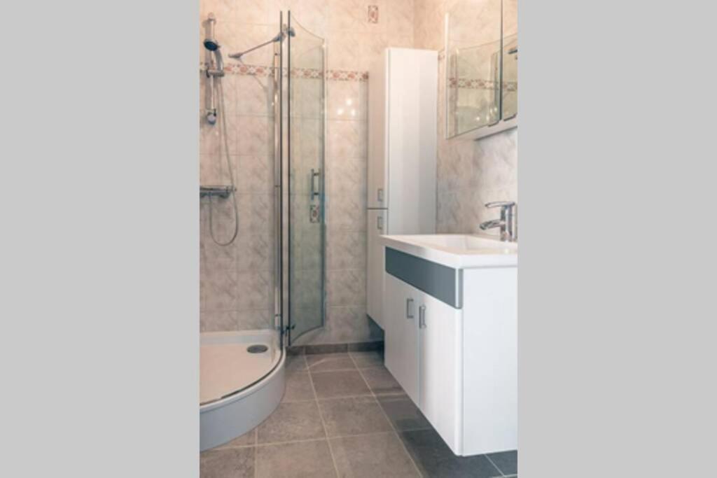 Appartment With Frontal Sea View With 3 Bedrooms Koksijde Buitenkant foto